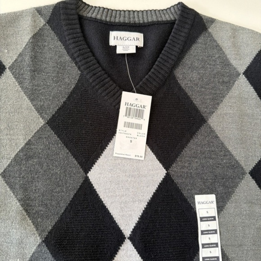 Haggar Men's Argyle Sweater S NWT 75.00.            ‎  762